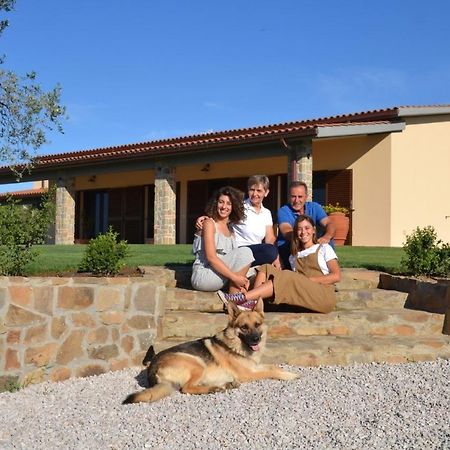 Agriturismo Il Vecchio Mandorlo Кастильоне-делла-Пеская Экстерьер фото